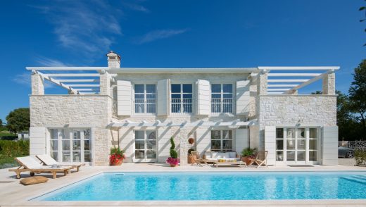 Luxury villa White Mansion 1 Istria with heated pool, private parking, Wifi internet, BBQ ,private garden, pets allowed